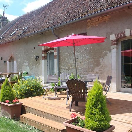 Chambres D'Hotes Du Domaine De Jacquelin Saint-Germain-du-Puy Δωμάτιο φωτογραφία